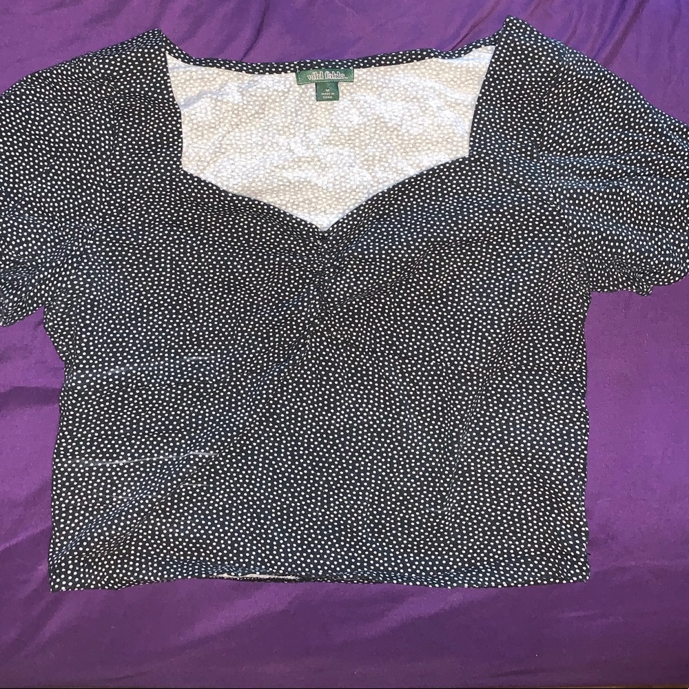 Puff sleeved crop top